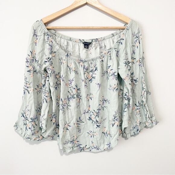 American Eagle blue floral poet top bell sleeves size medium coquette boho chic - Picture 9 of 10